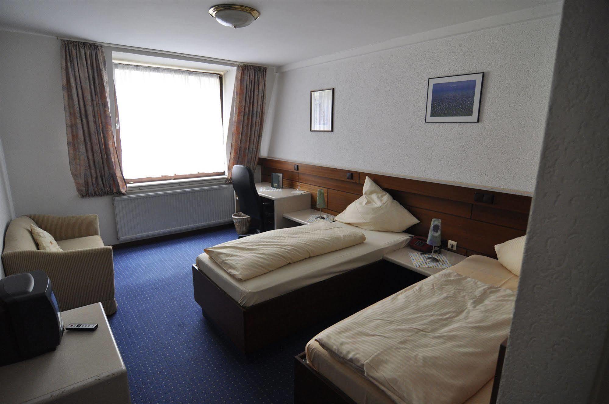 Ff&E City Hotel Saarbrücken Zewnętrze zdjęcie