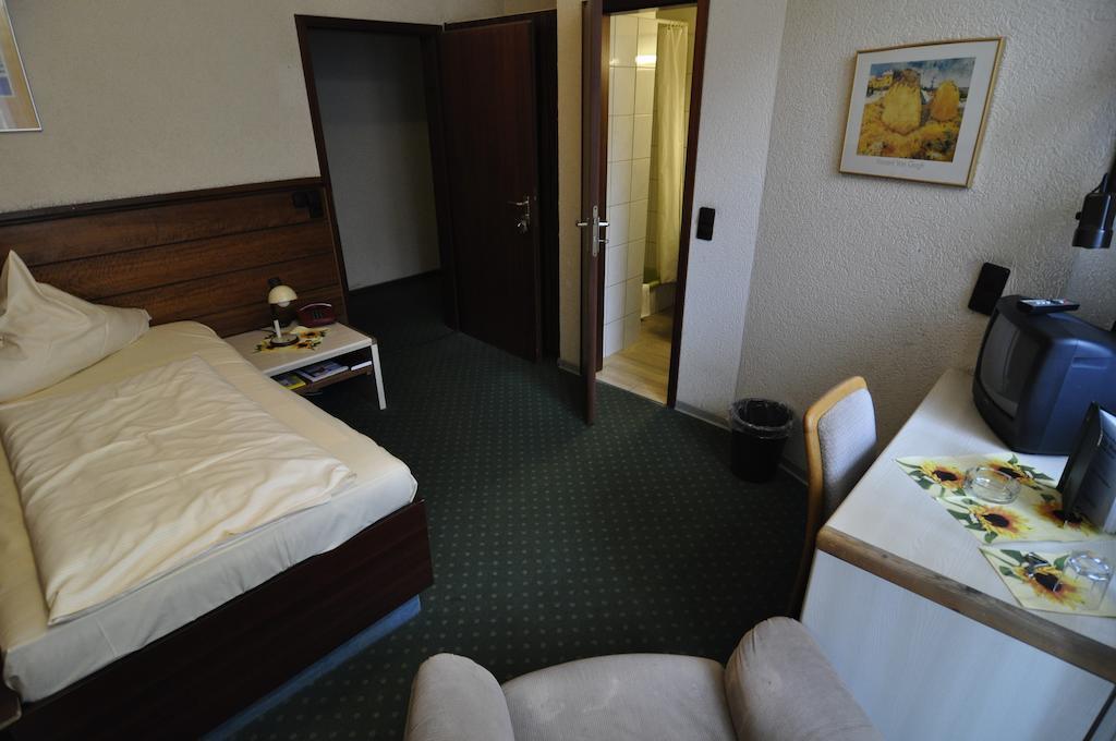 Ff&E City Hotel Saarbrücken Zewnętrze zdjęcie